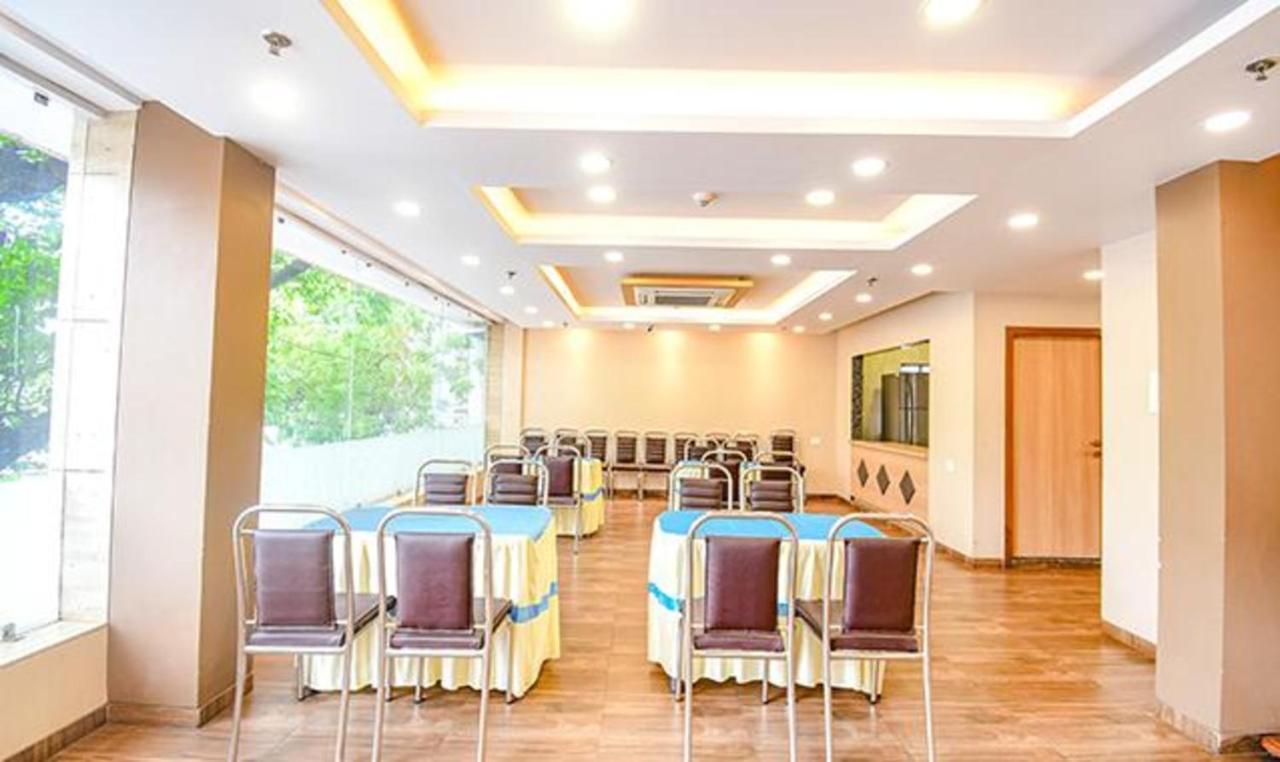 Fabhotel Stay Inn International - Nr Sealdah Station كولكاتا المظهر الخارجي الصورة